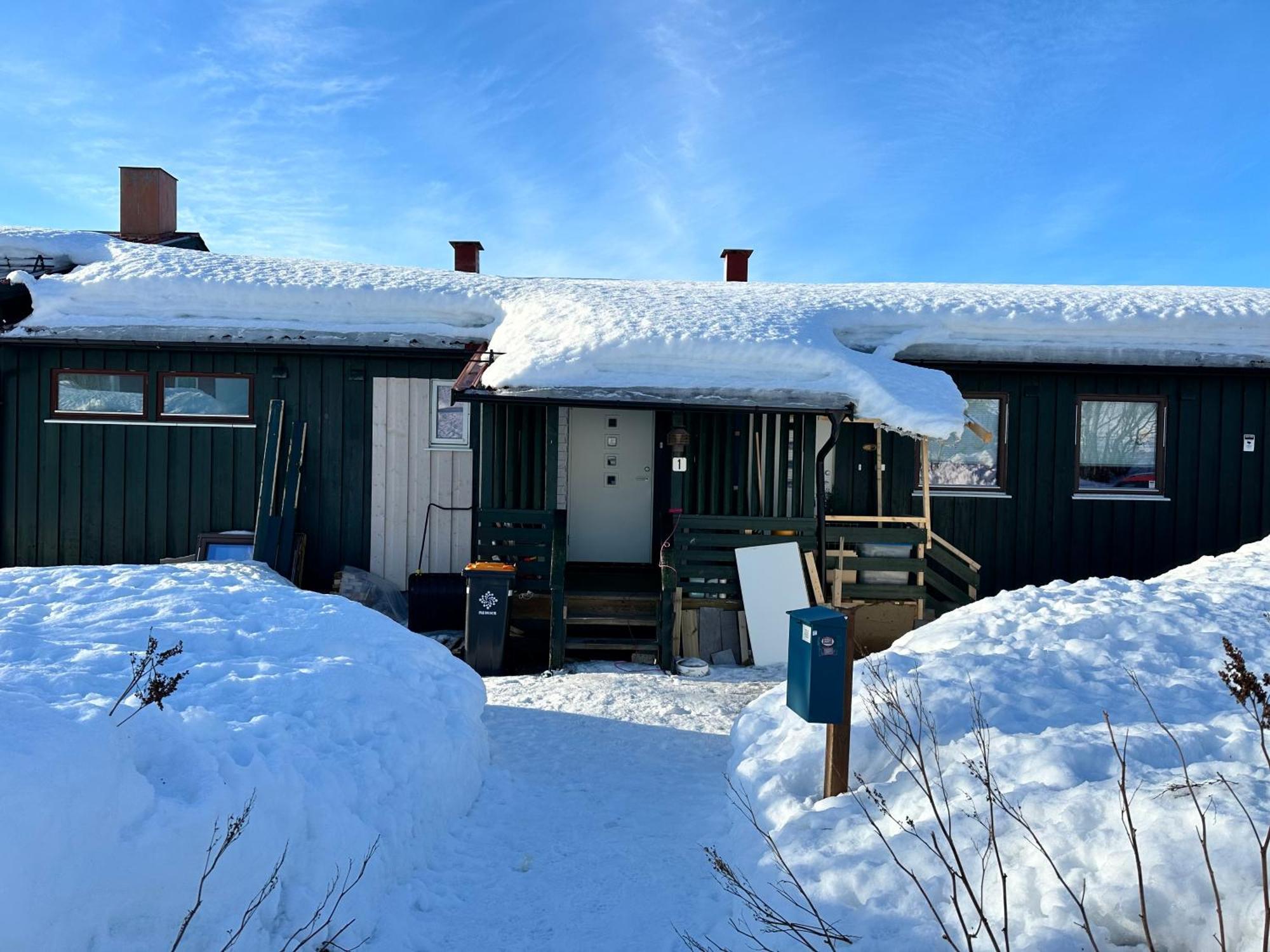 Your Home Away From Home, Apartment 2 Тромсё Экстерьер фото